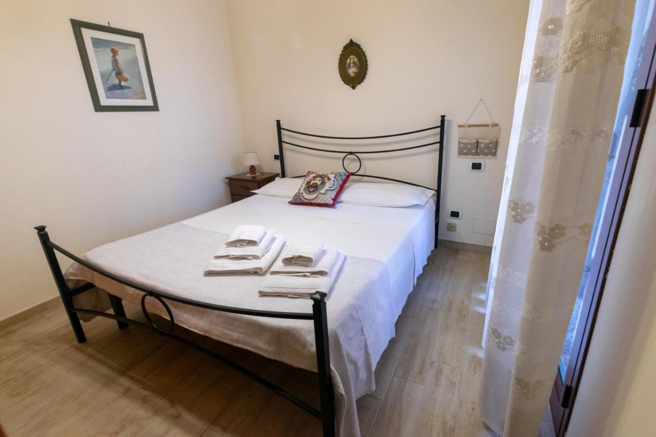 Corallo Holiday House Acitrezza أكيتْريتْسا المظهر الخارجي الصورة